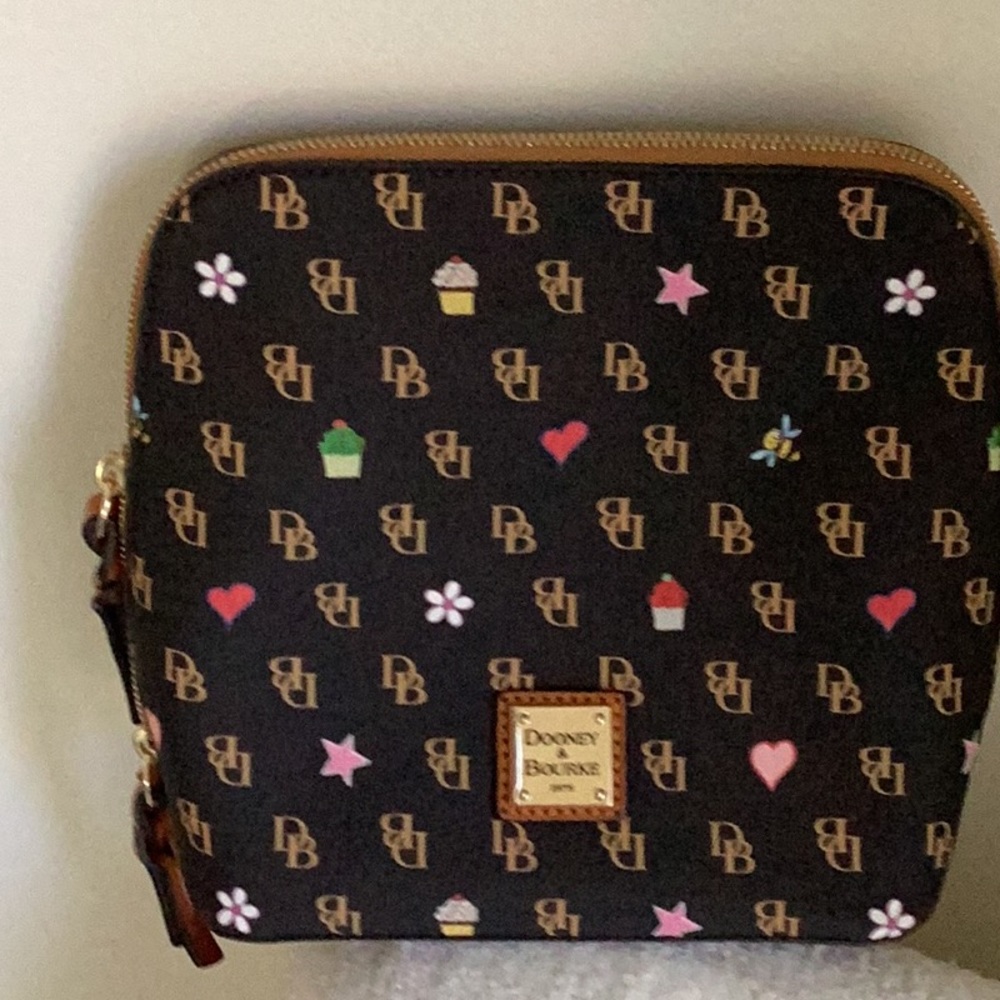 Dooney and Bourke Crossbody Bag